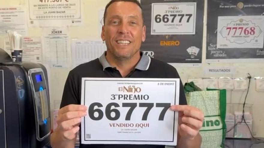 La Juani Bazar (Arrecife) hace doblete y reparte el tercer premio de la Lotería del Niño