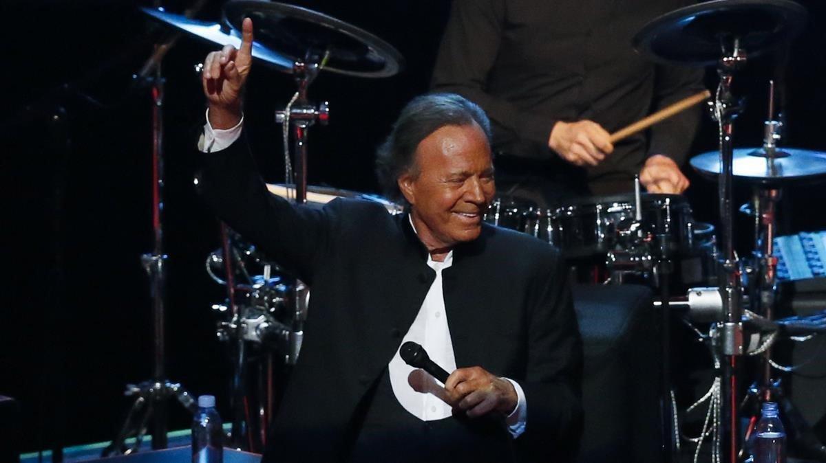 zentauroepp50553541 icult julio iglesias200228125511 zentauroepp50553541 icult julio iglesias200228125511