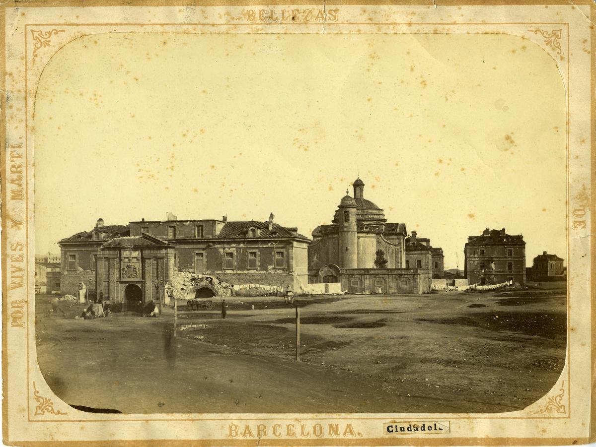 5 La Ciutadella 1874. AFB.Joan Martí.jpg