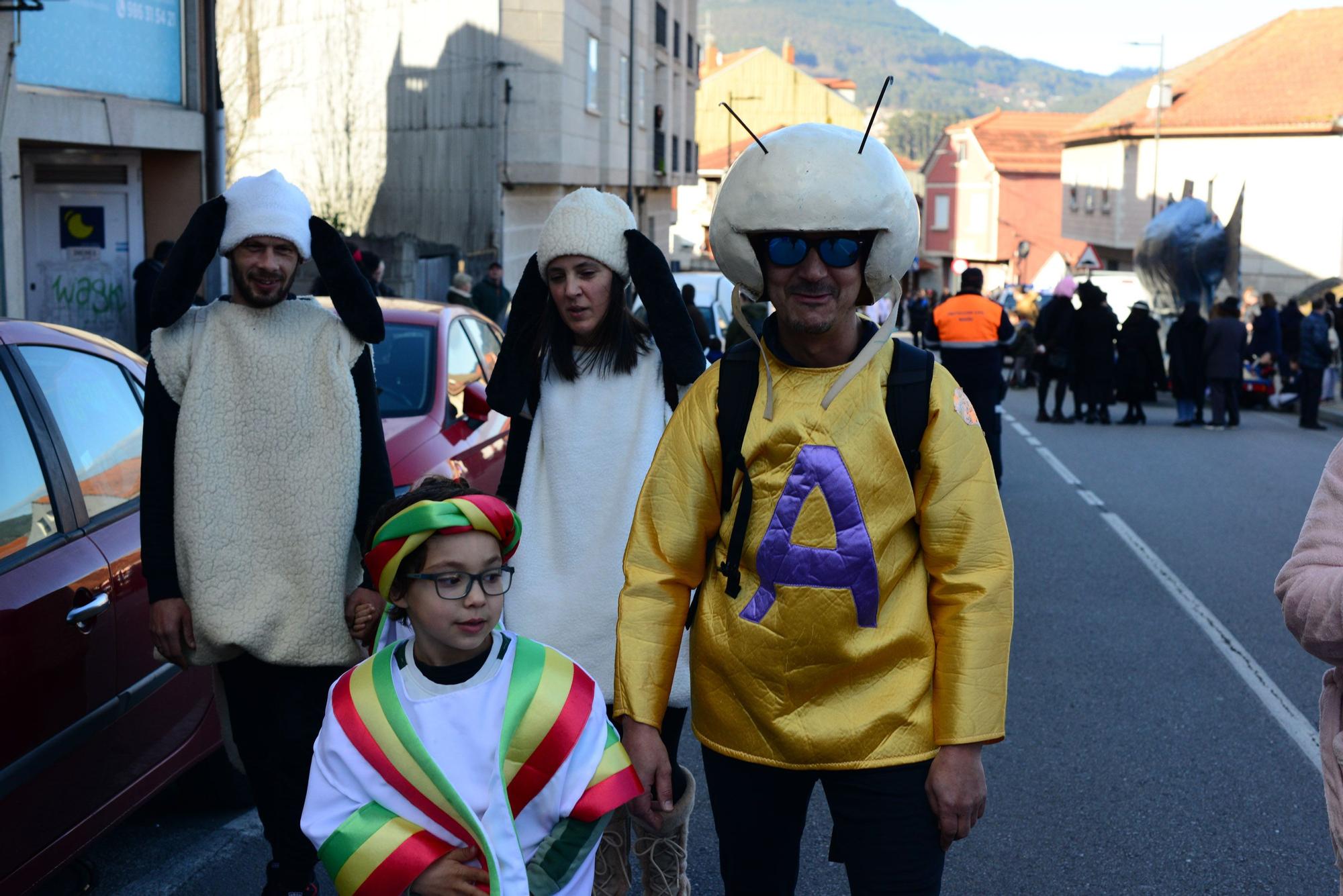 Moaña "llora" el fin del carnaval con el Enterro da Sardiña