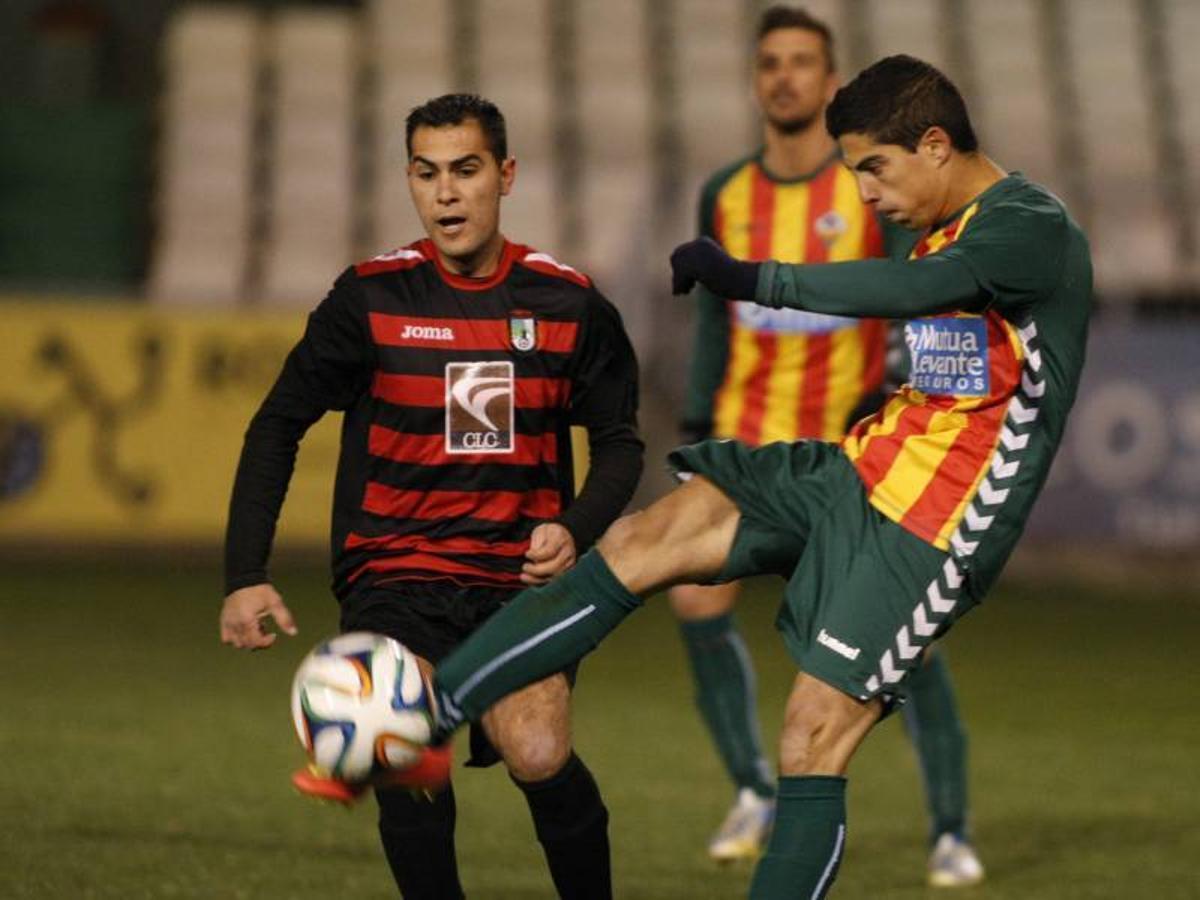 El Castellón sobrevive en Gerena y pasa a semifinales (2-1)