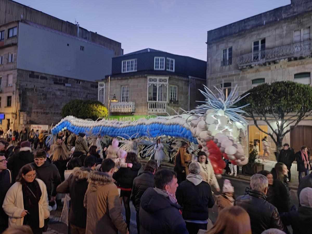 Los Reyes Magos iluminan Moaña
