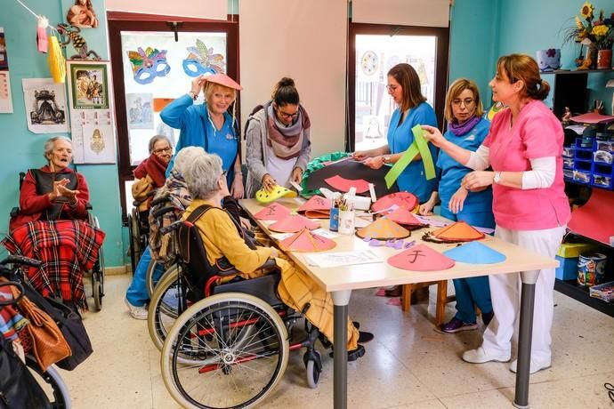 Santa María de Guía. Reportaje a la residencia de ancianos Tarazona por el 8M.