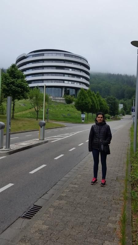 Sarela García, en la sede del EMBL en la ciudad alemana de Heidelberg