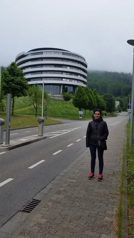 Sarela García, en la sede del EMBL en la ciudad alemana  de Heidelberg