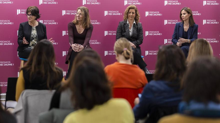 Carlota Escutia, Cristina Nadal, Guillermina López-Bendito y Lorena Saus.