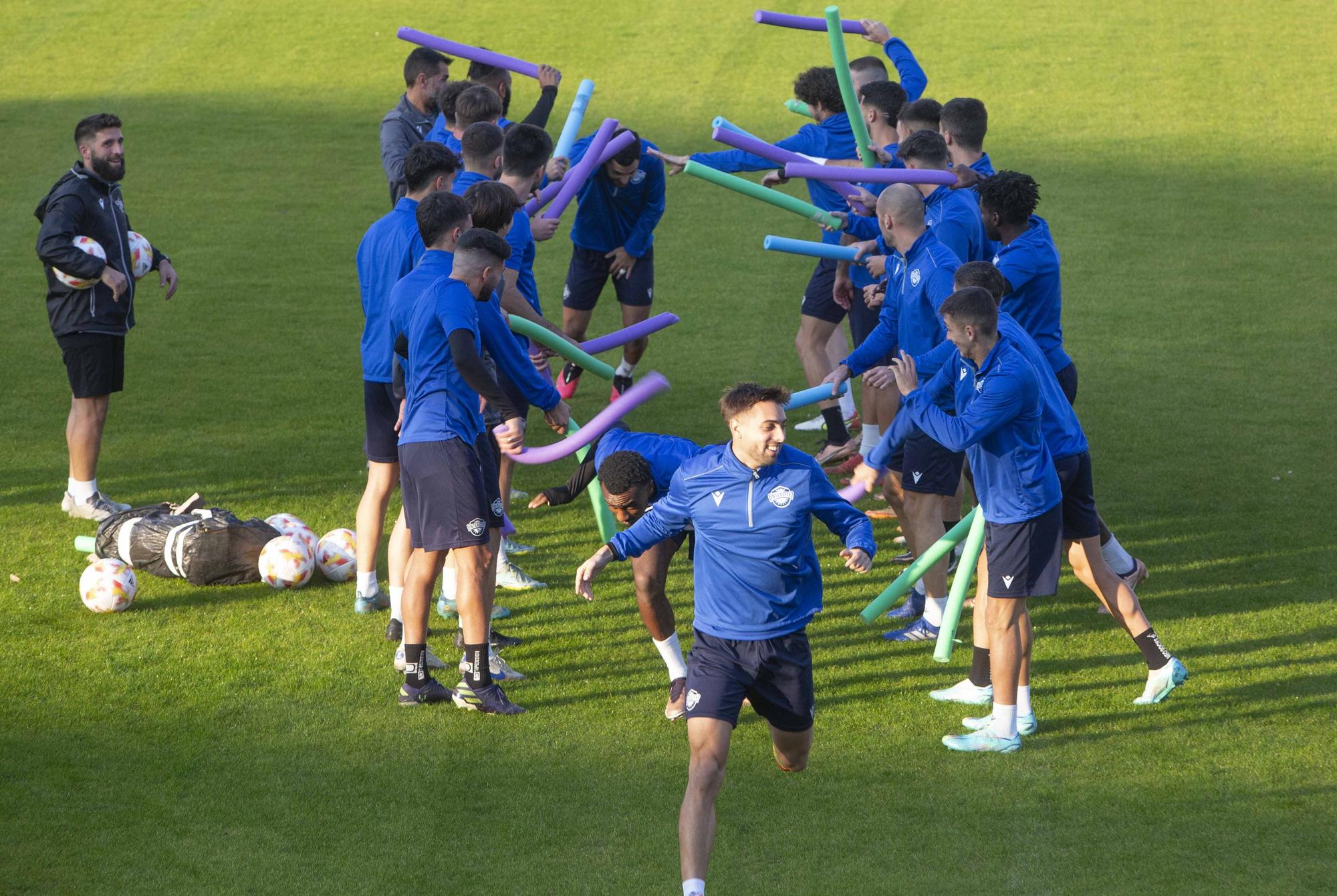 Entrenamiento del Intercity antes del partido de la Copa del Rey contra el Barcelona