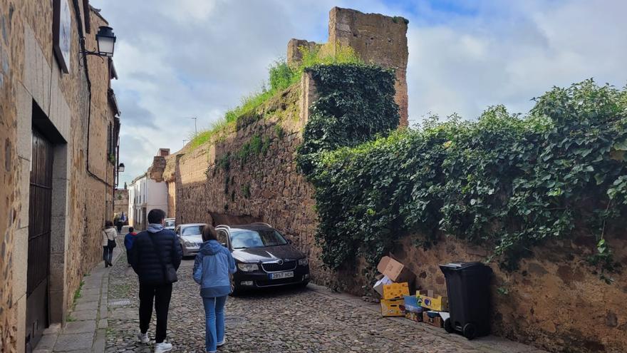 El ayuntamiento romperá el contrato de la reforma de la muralla de Cáceres al no reiniciarse las obras