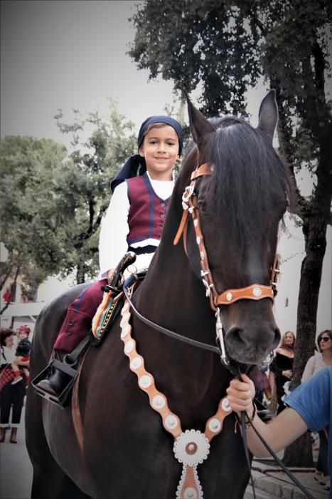 Los niños se convierten en los protagonistas del segundo día de las Fiestas de Moros y Cristianos con el Desfile Infantil.