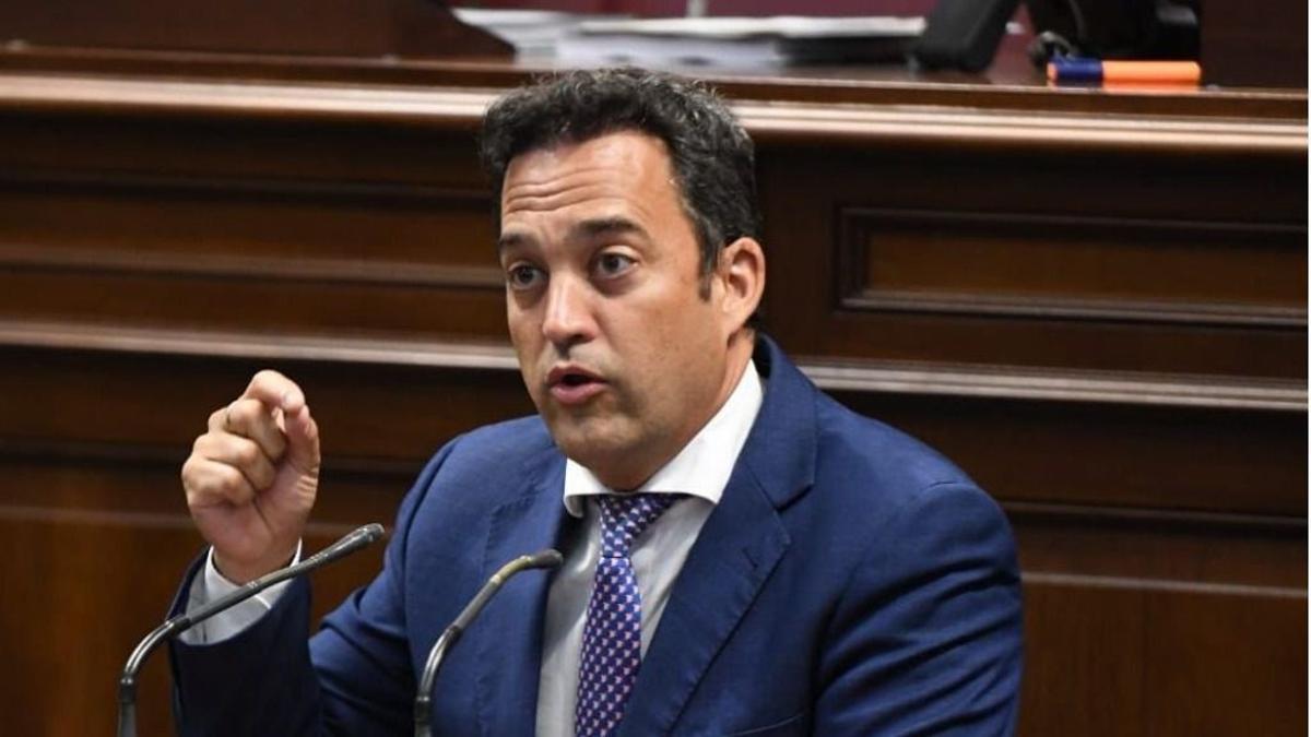 Desbandada en el PP herreño por la fuga de consejeros y concejales Desbandada en el PP herreño por la fuga de consejeros y concejales