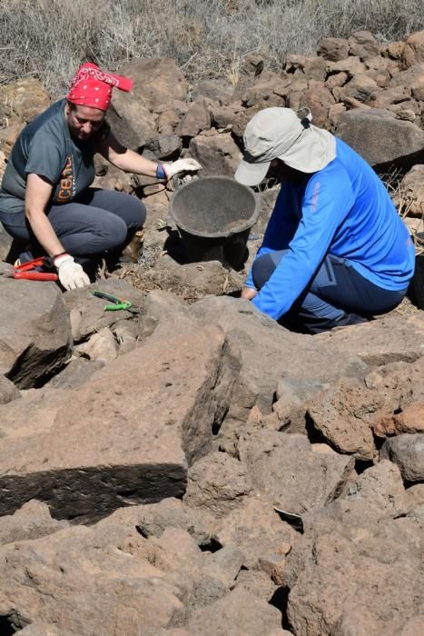 Hallan en La Fortaleza estructuras funerarias desconocidas en Canarias