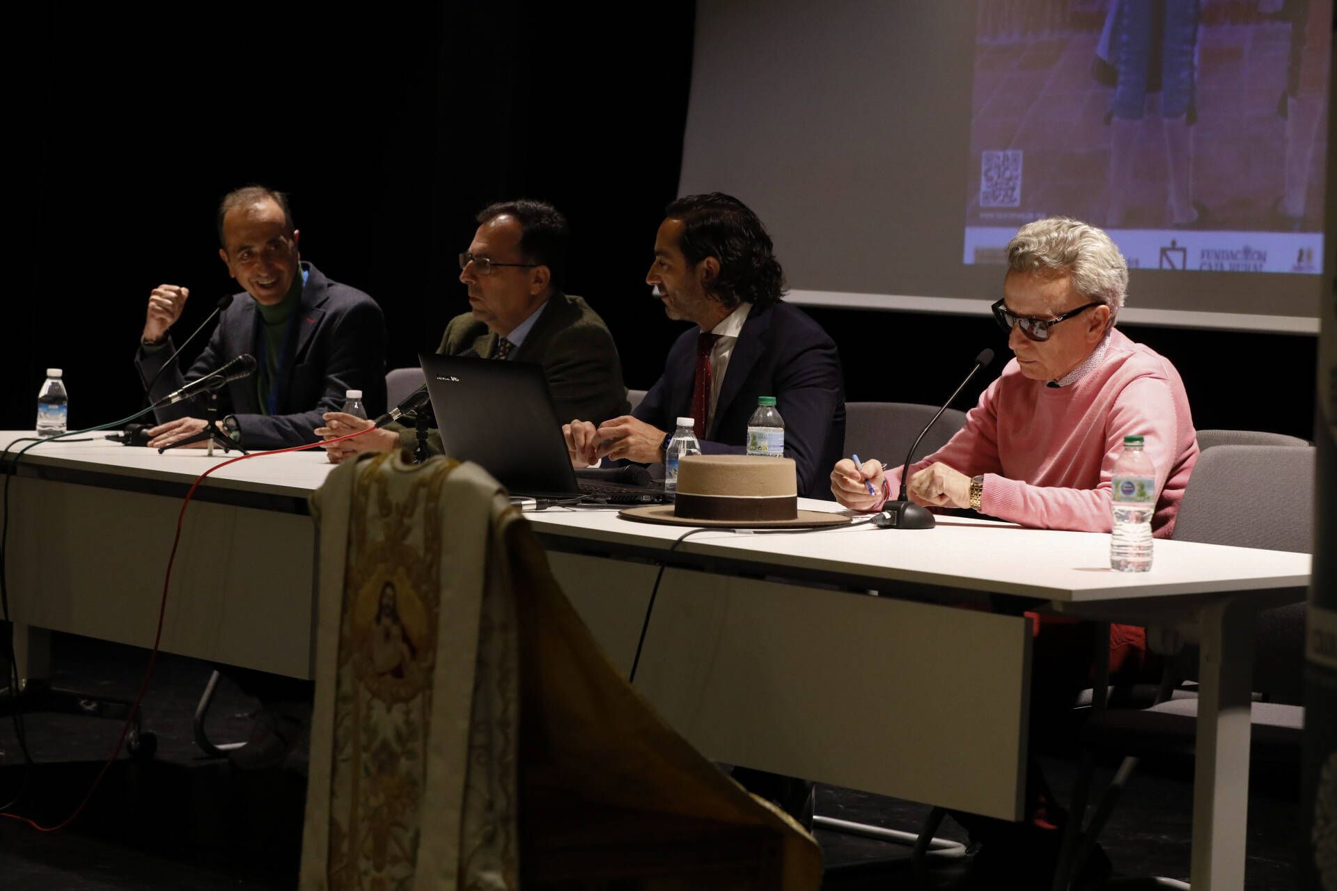 Inauguración del I Encuentro internacional de capellanes y sacerdotes taurinos, en Zamora, con la presencia del maestro José Ortega Cano.