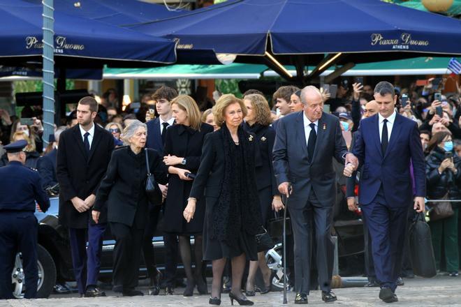 El funeral de Constantino de Grecia, en imágenes