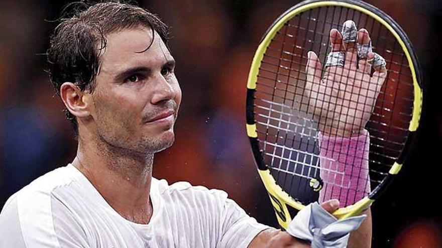 Nadal se despide de la aficiÃ³n de ParÃ­s tras derrotar en cuartos de final a Tsonga.