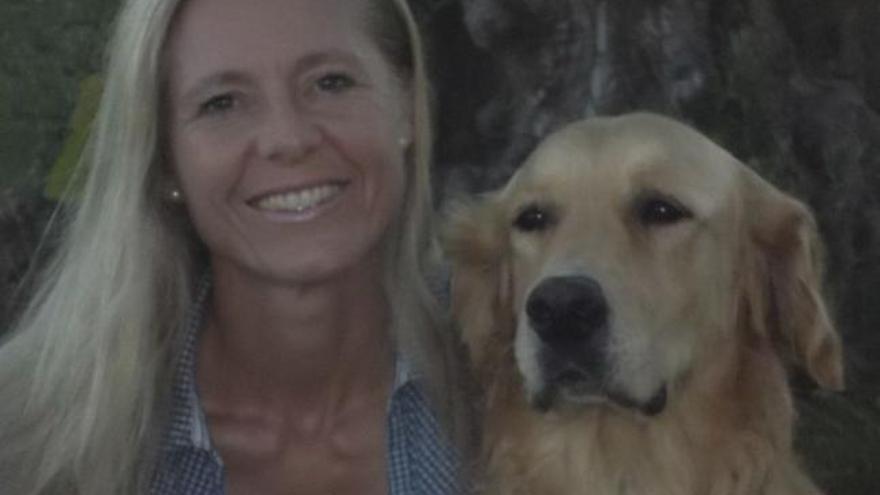 La adiestradora de perros Jane Kefford, con una de sus mascotas.