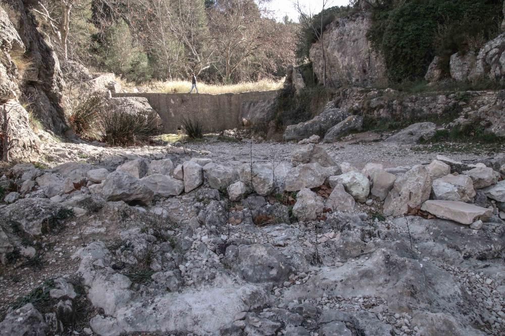 El río Molinar de Alcoy se queda seco