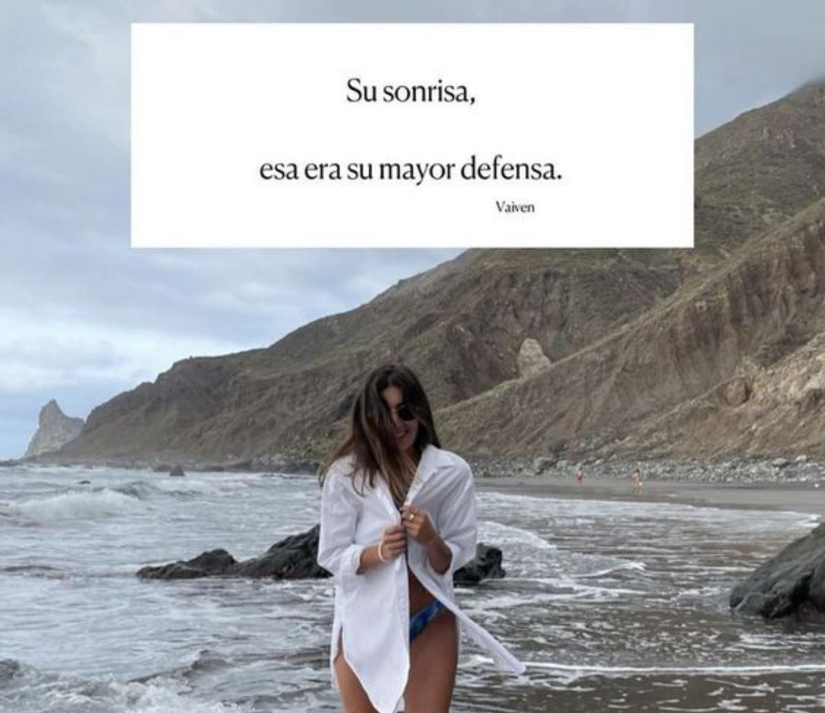 Natalia García, amb un exemplar del seu llibre ‘Dos veranos y un invierno’. | ARXIU PERSONAL