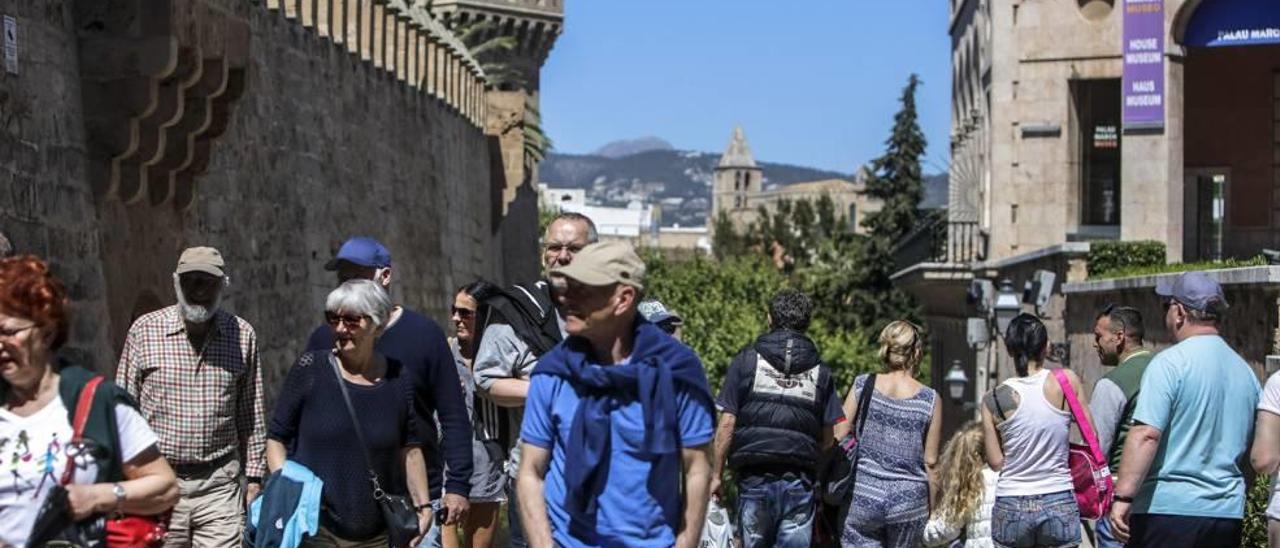 Comercio y restauración amplían y adelantan el refuerzo de plantillas