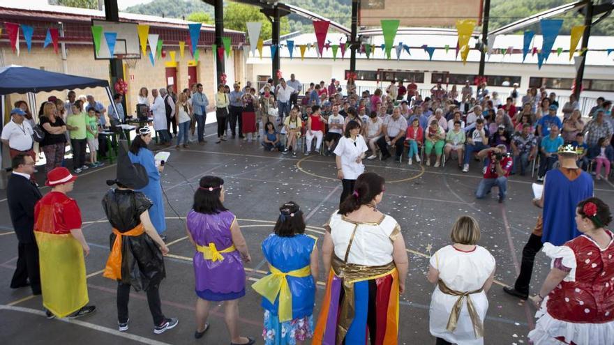 Usuarios del CAI de Pando en una actividad organizada en el centro.