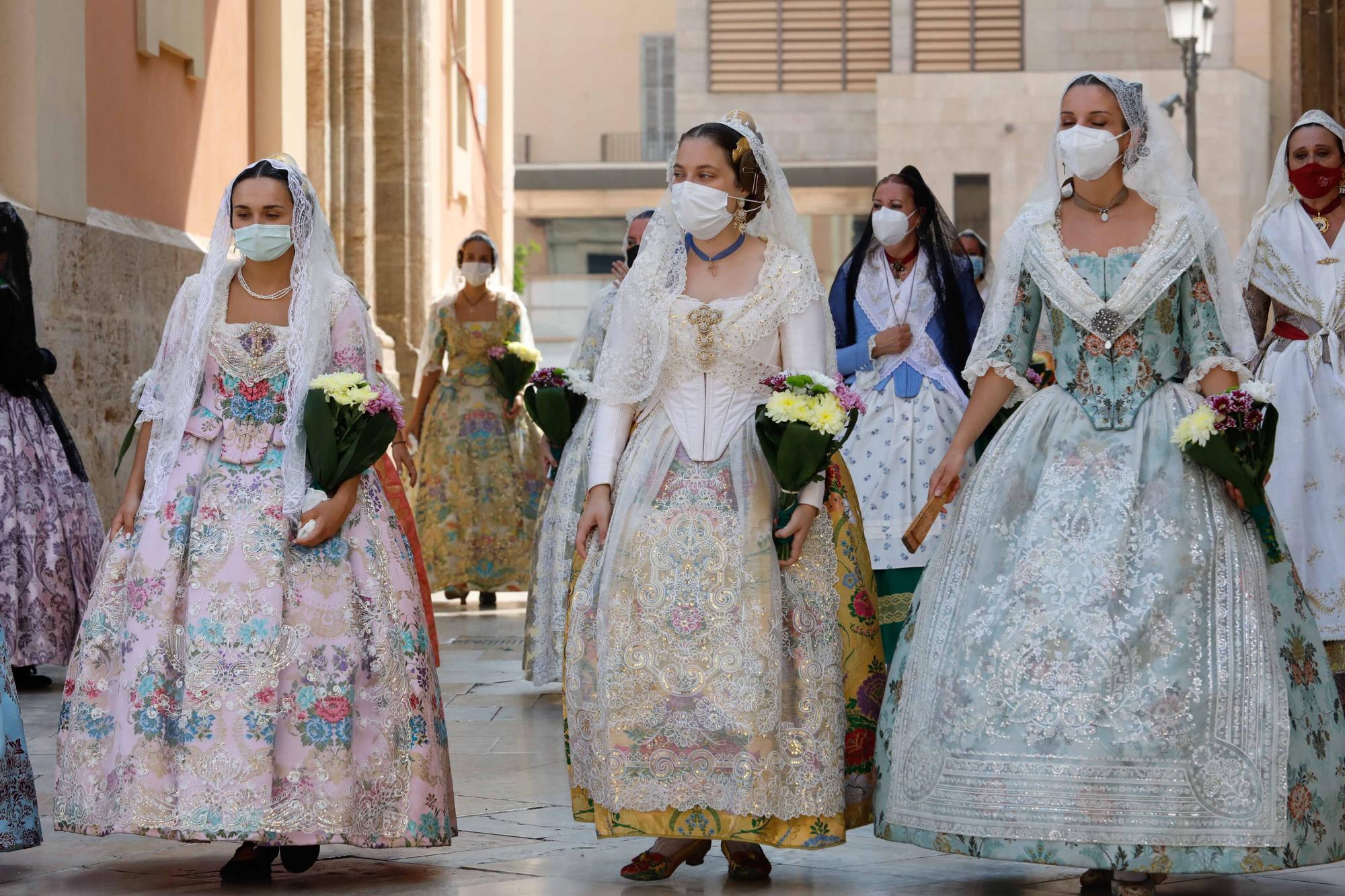 Búscate en el segundo día de Ofrenda por las calles del Mar y Avellanas (entre las 11.00 y 12.00 horas)