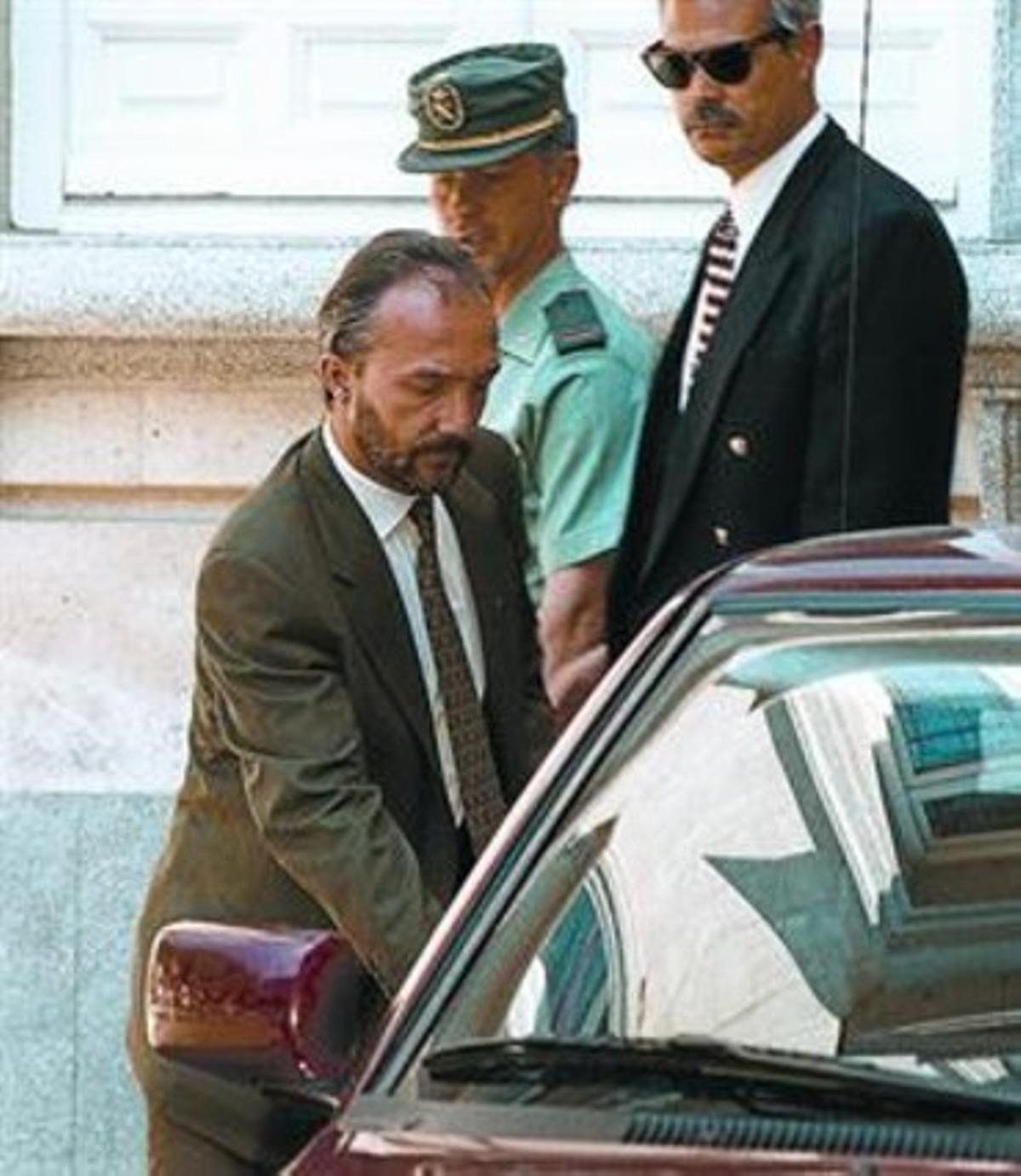 Michel Domínguez el 2001, en una compareixença al Suprem. Michel Domínguez el 2001, en una compareixença al Suprem.
