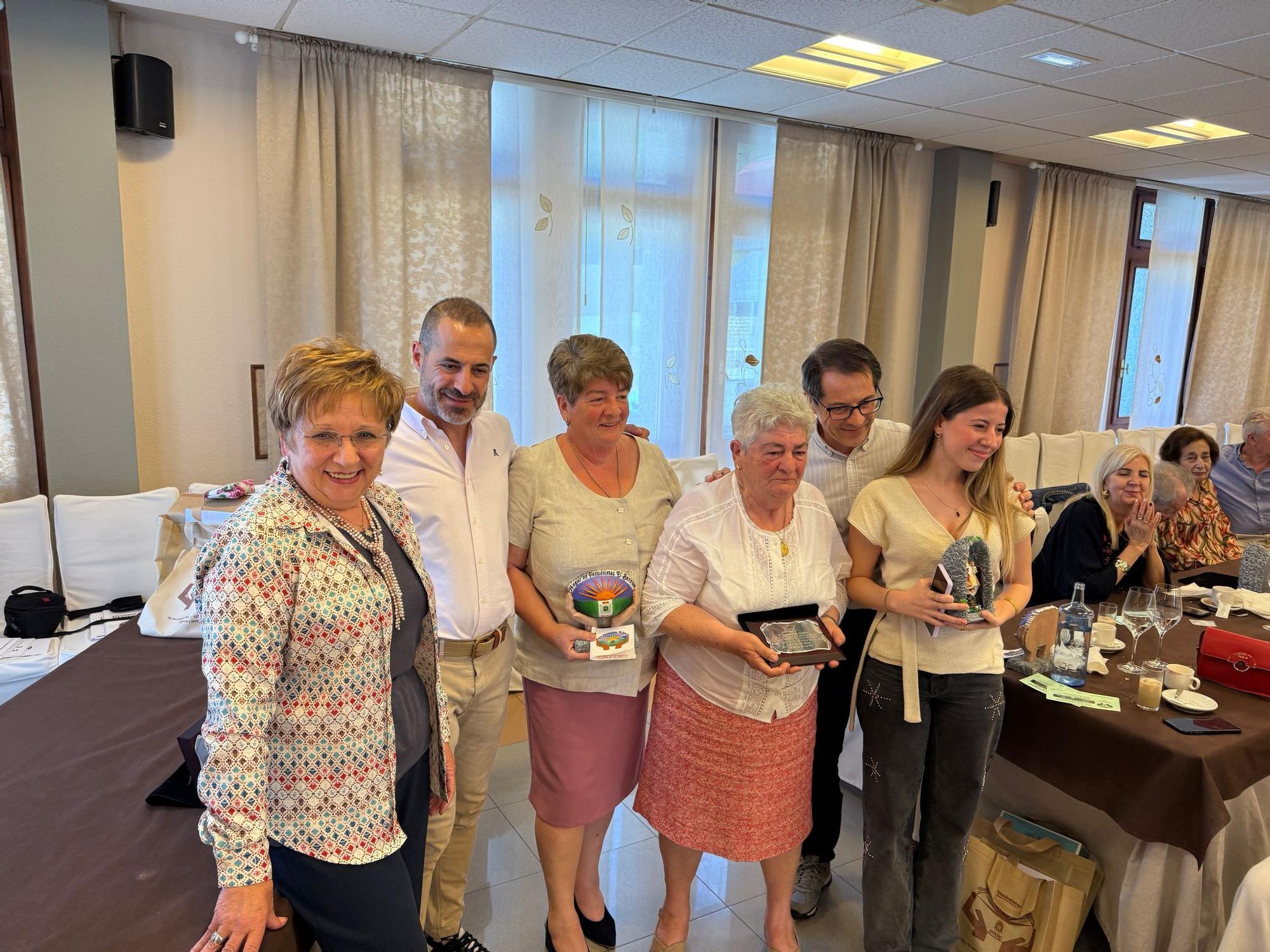 El Hogar del Pensionista de El Berrón celebra su comida anual