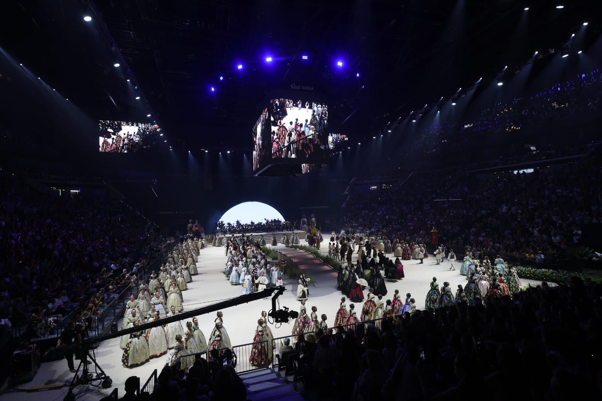 Todas las fotos de la gala de elección de candidatas a fallera mayor de València 2026