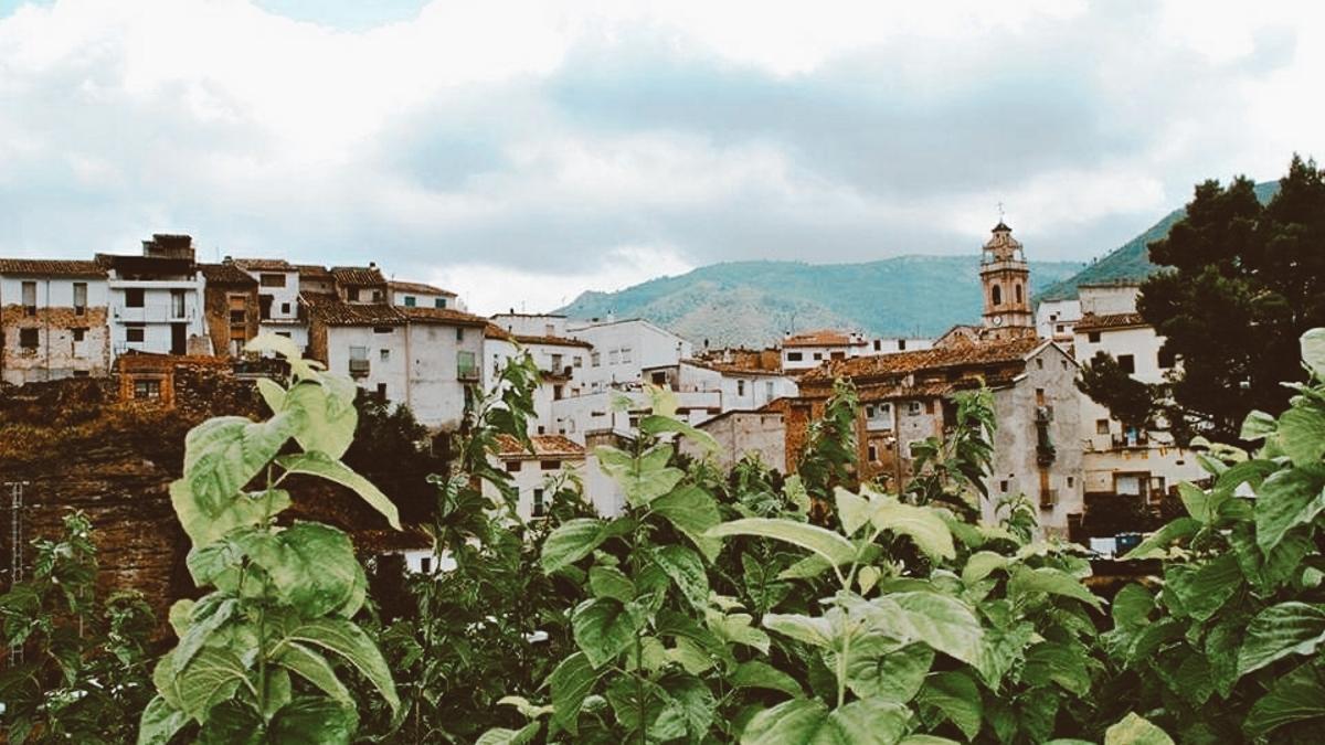 La localidad, enclavada en un entorno privilegiado, lleva a cabo actividades a lo largo de todos los meses del año.