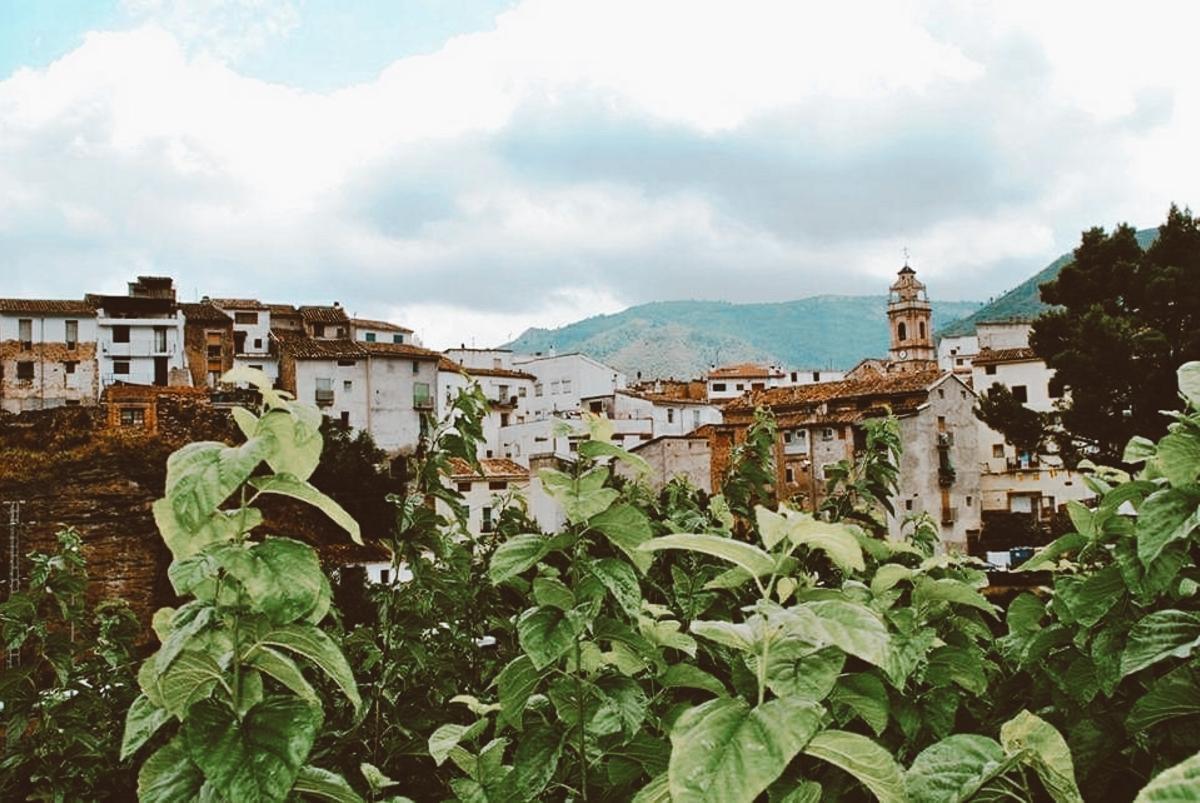 La localidad, enclavada en un entorno privilegiado, lleva a cabo actividades a lo largo de todos los meses del año.