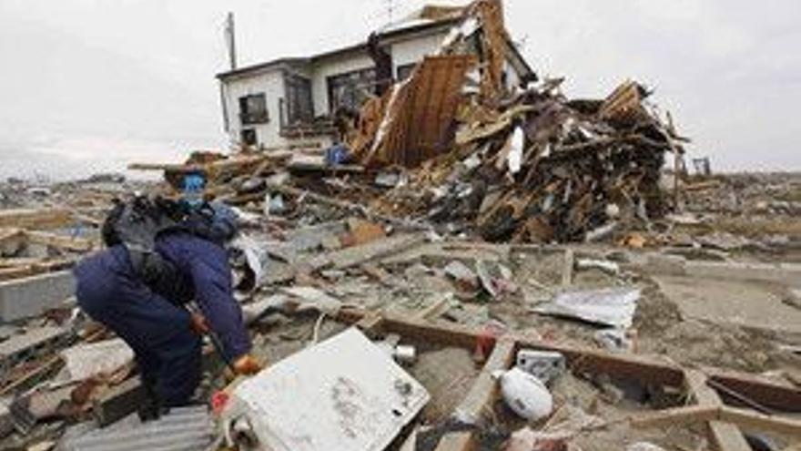 El terremoto y el tsunami costarán a Japón hasta 4% de su PIB