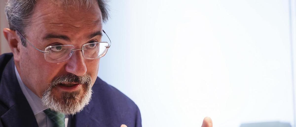 Carlos Flores Juberías.