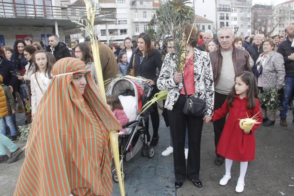 Semana Santa 2016 en Morrazo | Una mula, centro de todas las miradas en el Domingo de Ramos de Moaña