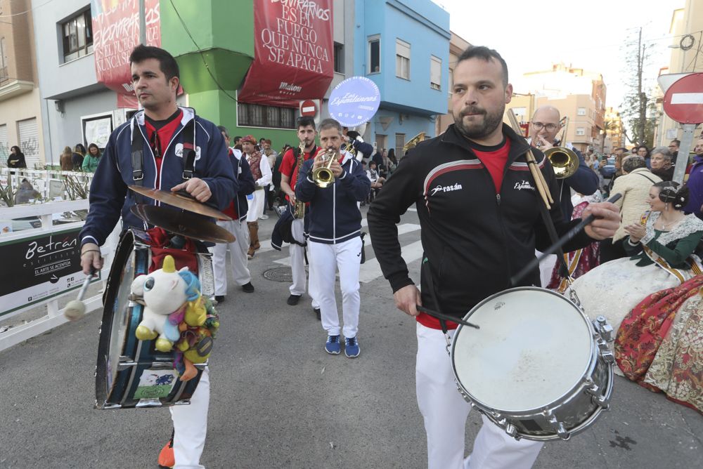 Visita de cortesía a las fallas del Port de Sagunt