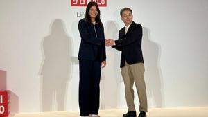 Raducanu firma con UNIQLO