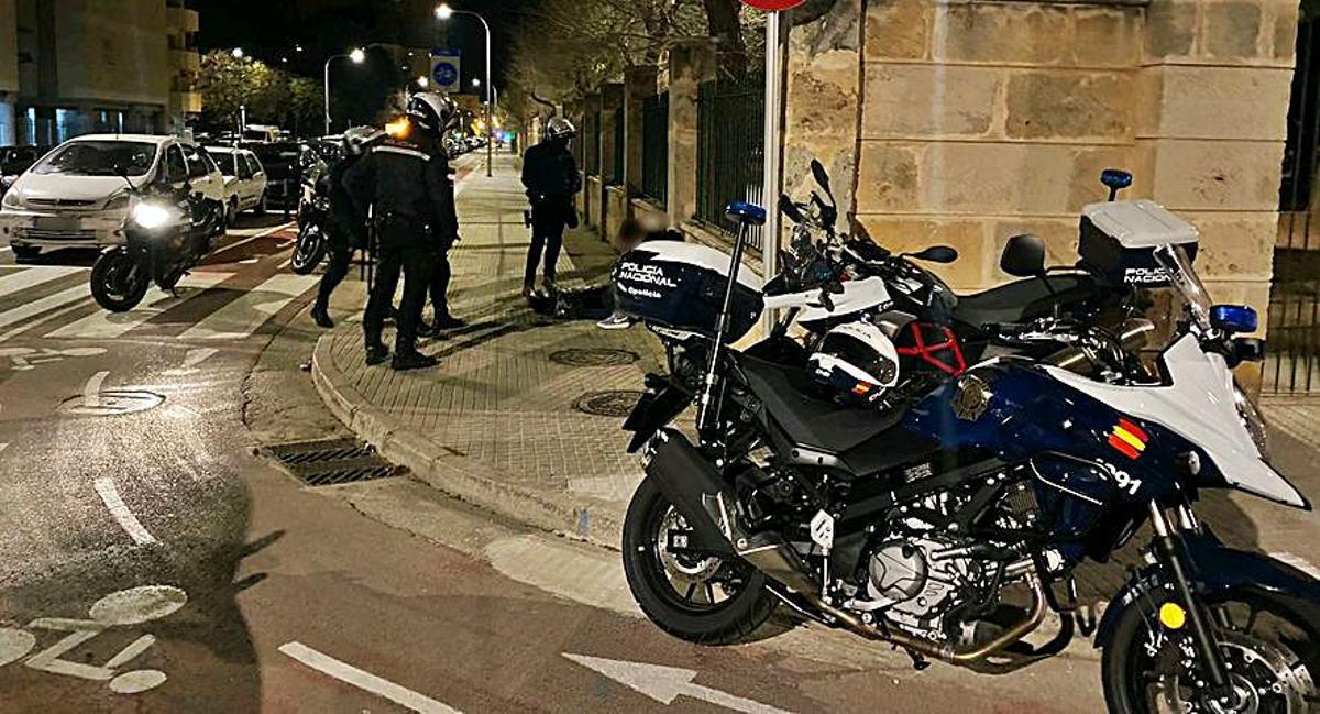 Agentes de Policía, durante una intervención en Palma. | CNP