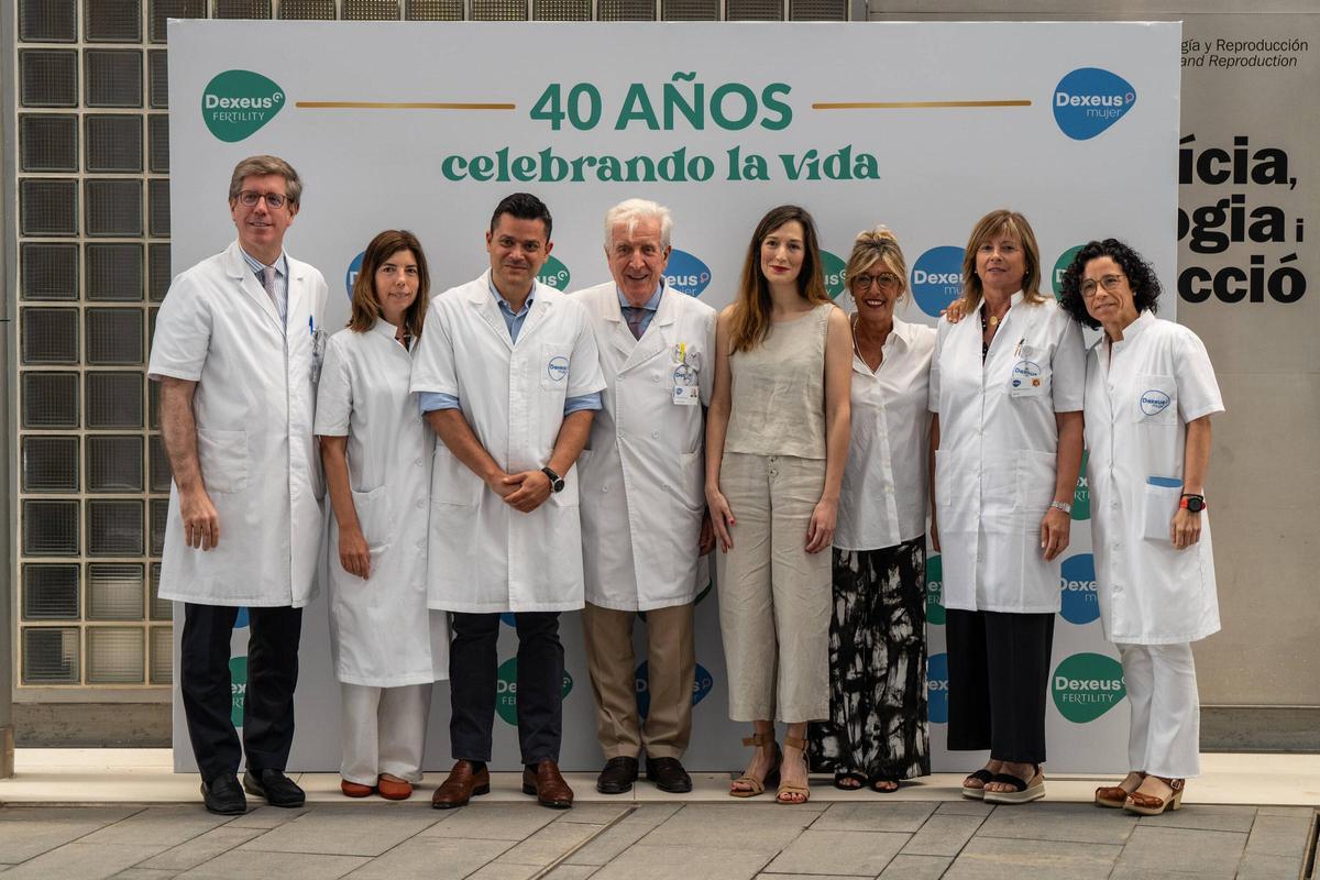 Rueda de prensa de la celebración del 40 aniversario del nacimiento de Victòria Anna, la primera niña probeta de España