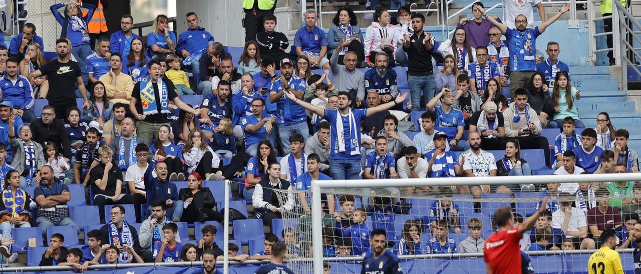 EN IMÁGENES: Así fue la derrota del Oviedo en casa ante el Cartagena (3-0)