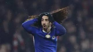 El Atlético de Madrid le quiere 'robar' a Cucurella al Barça