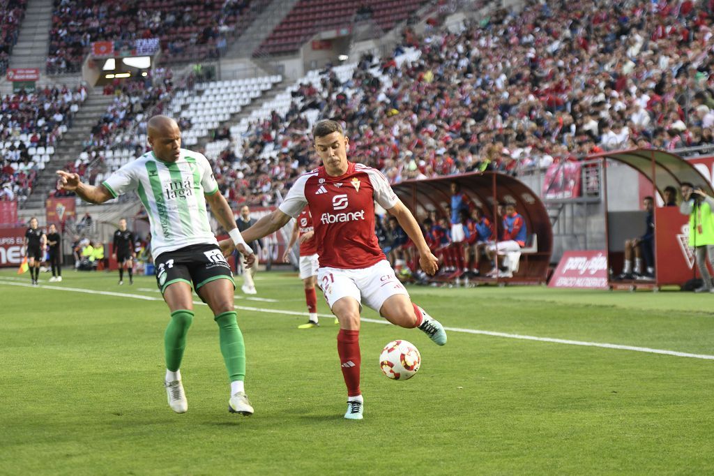 Las mejores imágenes del partido entre el Real Murcia y el Antequera
