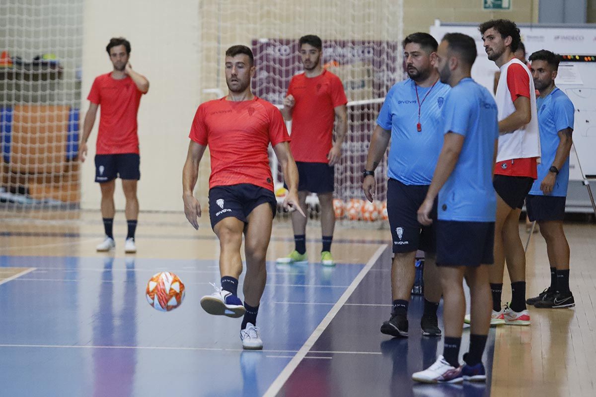 Las imágenes del primer entrenamiento del Córdoba Futsal en Vista Alegre