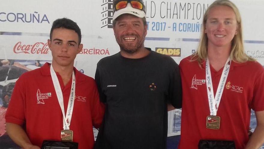 Los cartageneros López y Belmonte, terceros en el Mundial juvenil Snipe