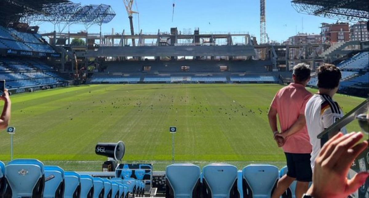 Estado de las obras y el césped del estadio Abanca Balaídos.