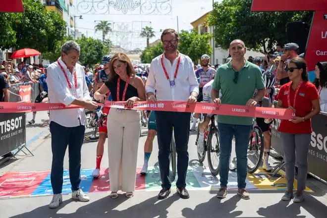 La salida de La Vuelta a España de Palma del Río, en imágenes
