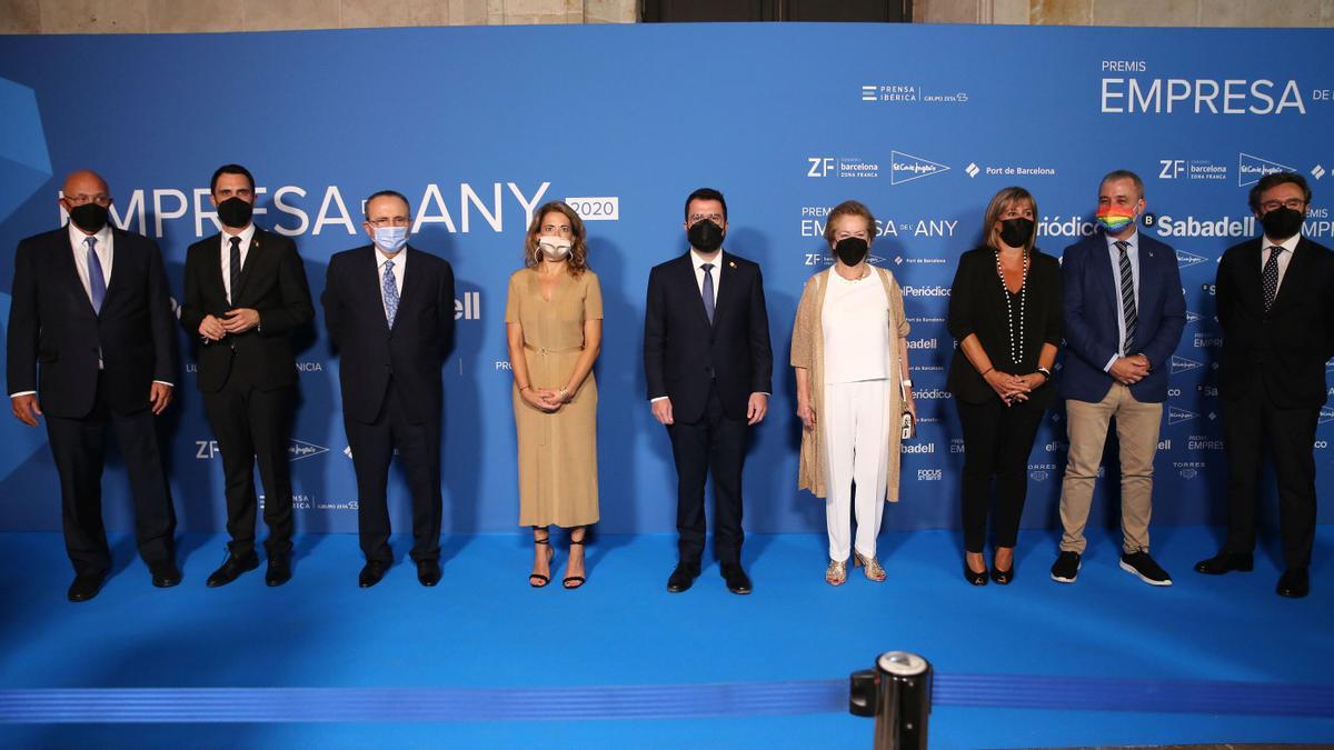 remios Empresa del any 2020 en la Llotja de Mar En la foto de izda a dcha Josep Oliu ( Banco de Sabadell), Roger Torrent, Javier Moll ( presidente de Prensa Iberica) Raquel Sanchez ( Ministra de Transportes mobilidad ) Arantza Sarasola ( Vice presidenta de Prensa Iberica) Nuria Marin ( Presidenta de la diputación de Barcelona) Jaume Collboni ( tinent alcalde de Barcelona y Aitor Moll (CEO de Prensa Iberica)