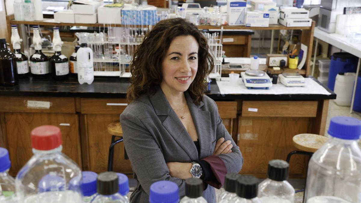 Raquel Sendón, decana da Facultade de Farmacia da USC.