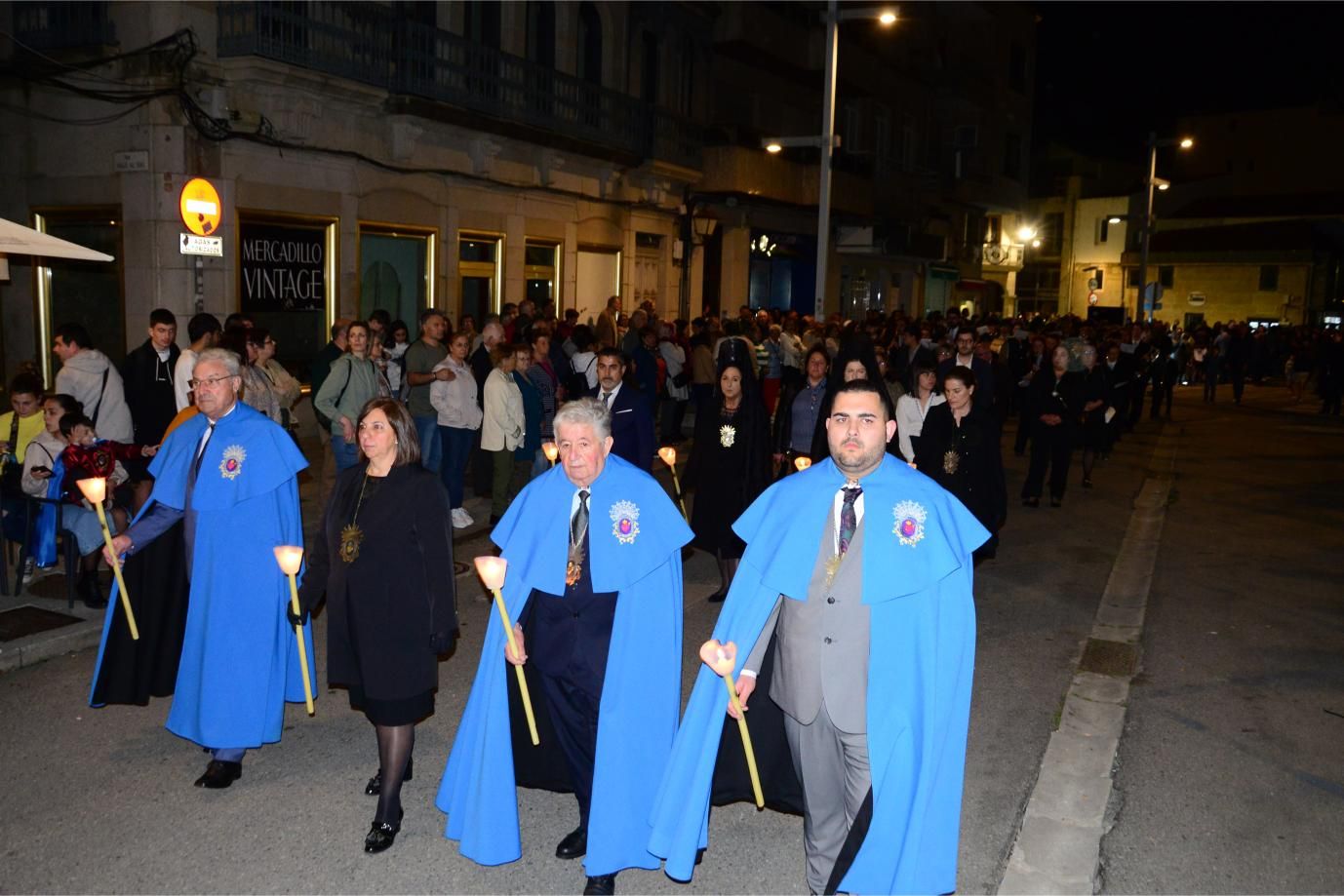 Cangas sintió el calor de la Virgen de los Dolores