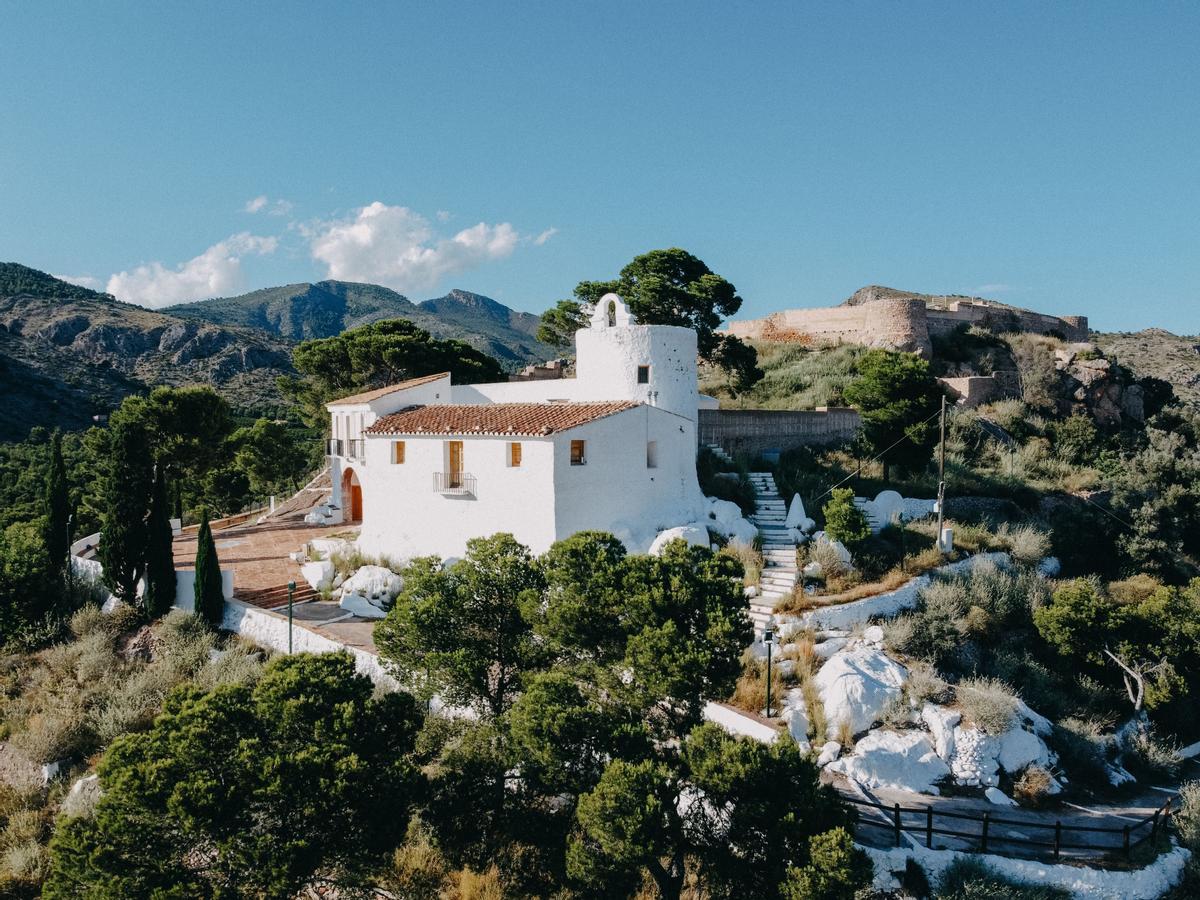 Ermita de la Magdalena y Castell Vell de Castelló.