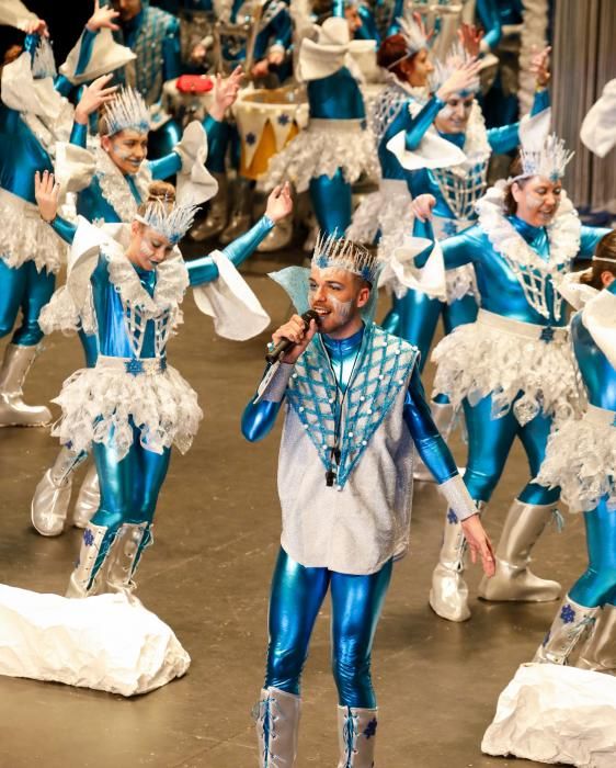 Primera jornada del concurso de charangas en el Teatro Jovellanos