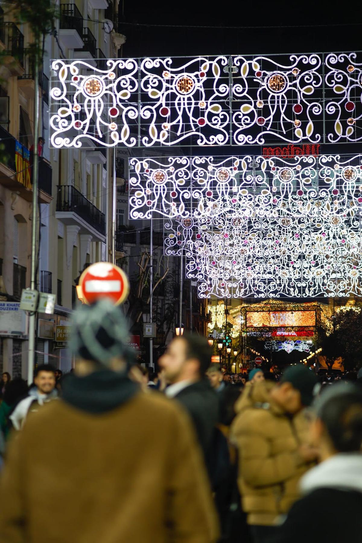 Así son las luces de Cuba - Literato Azorín de las Fallas 2026