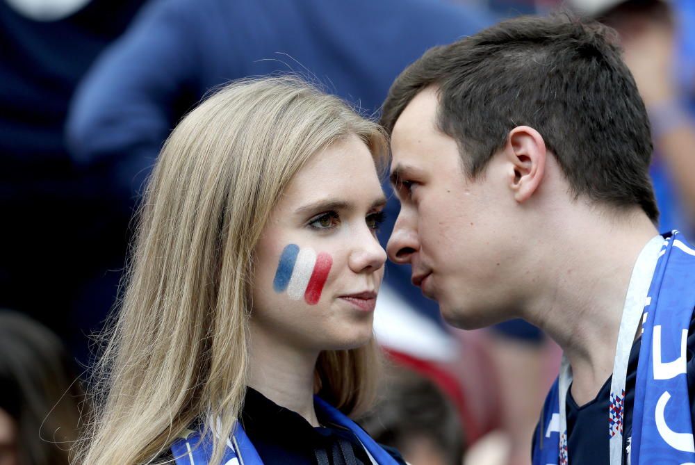 Las aficiones de Francia y Croacia en la final del Mundial